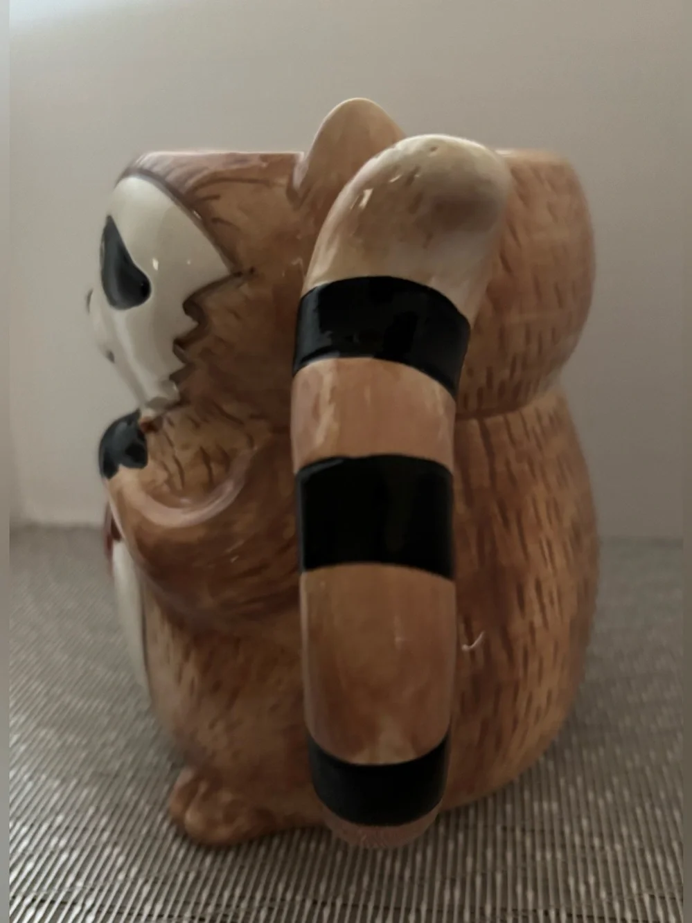 Pier 1 Hand-Painted Dolomite Raccoon Mug Large 16oz made exclusively for Pier 1